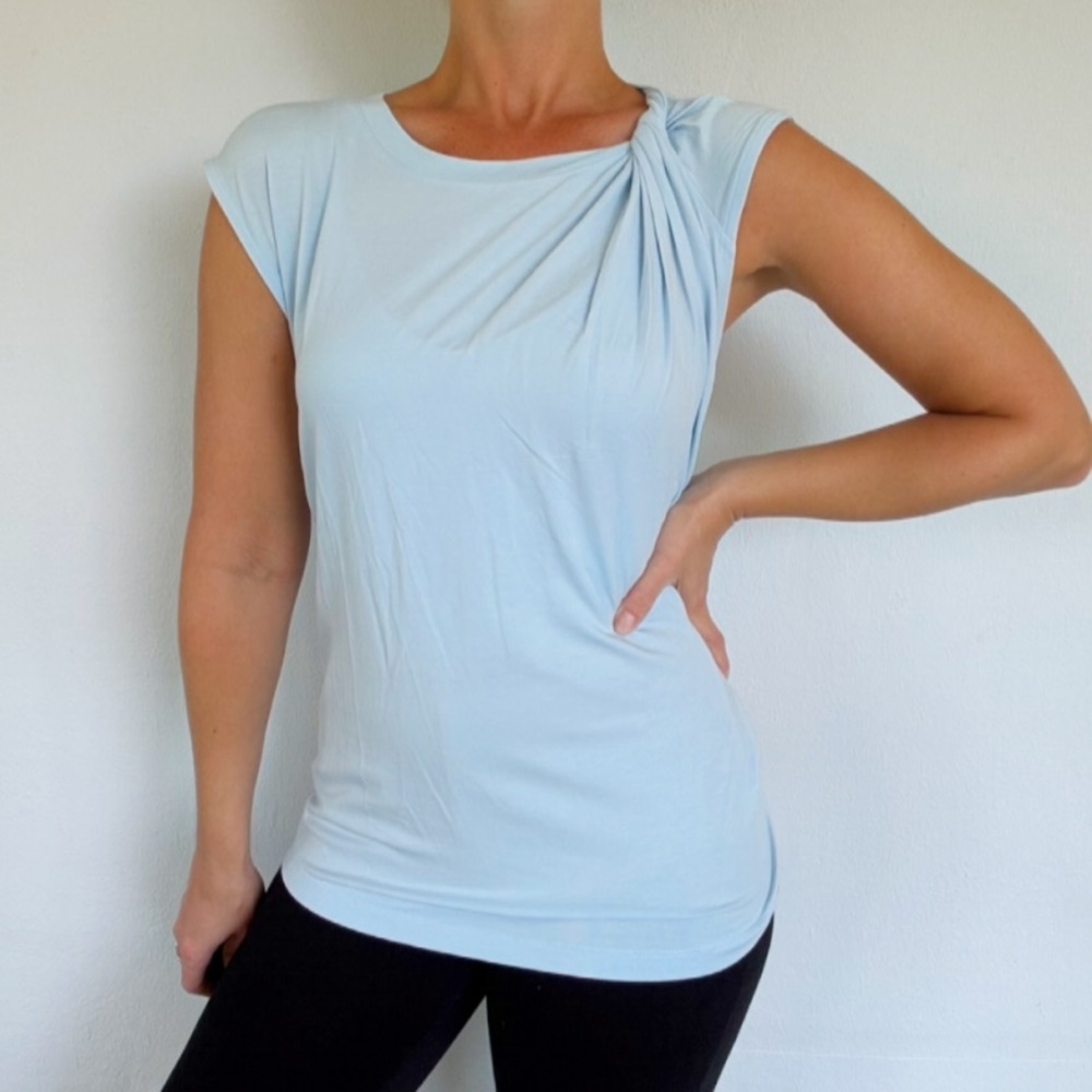 Coolibar light blue Tampa Twist UPF 50+ sun protection tank top size large